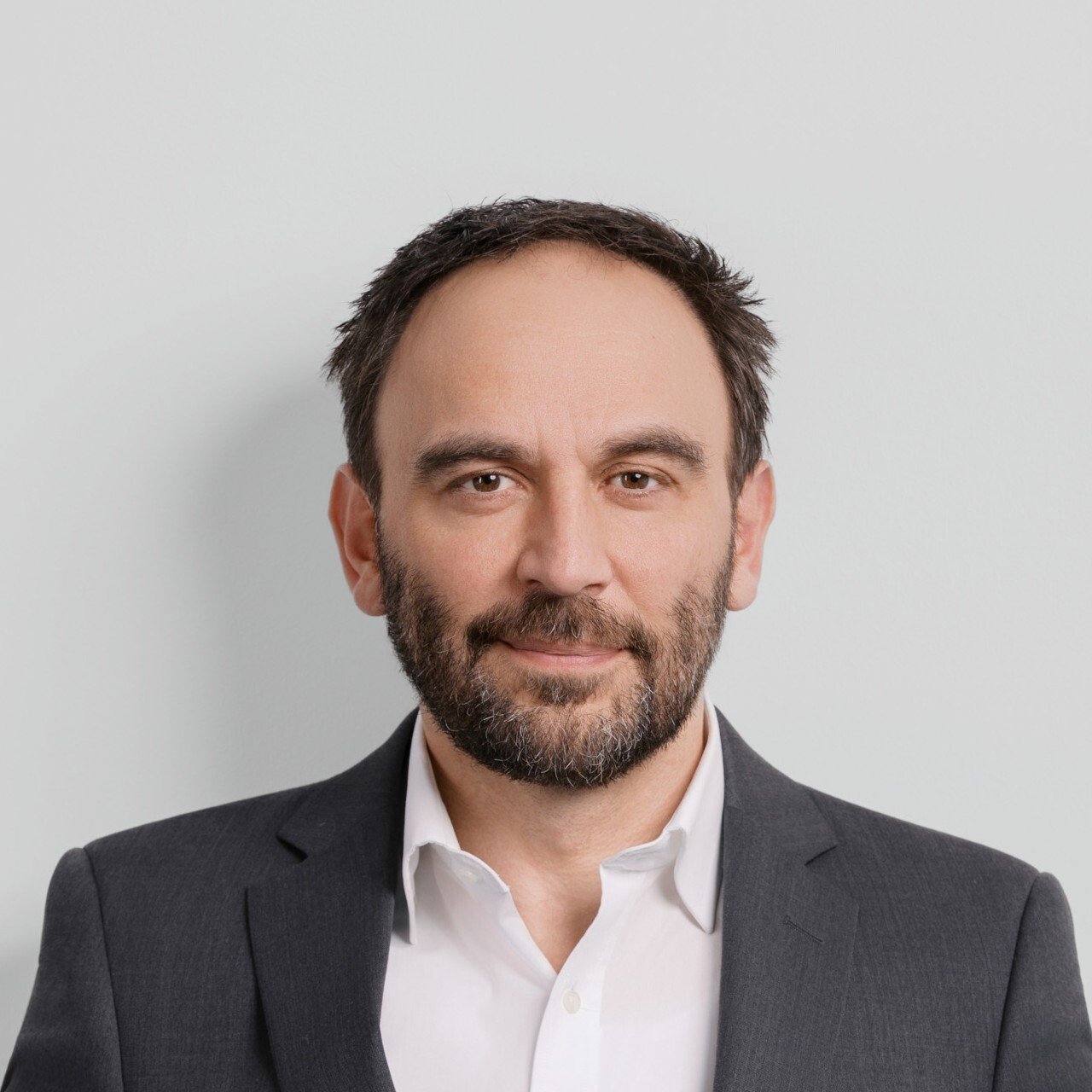 Wolfgang-Auer_Portraits_1280x1280
